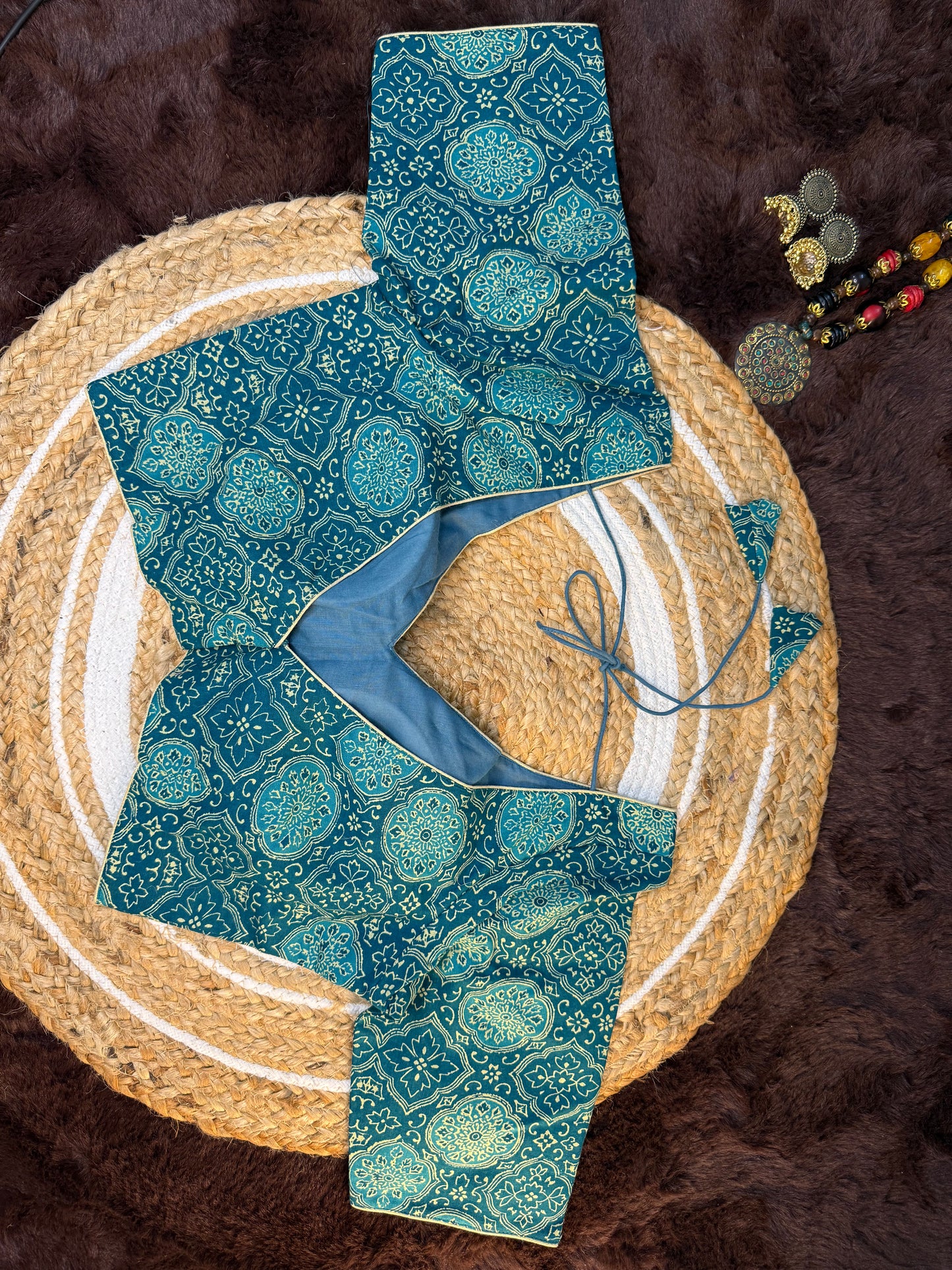 Cotton Printed Blouse with V-Neck and Elbow Sleeves