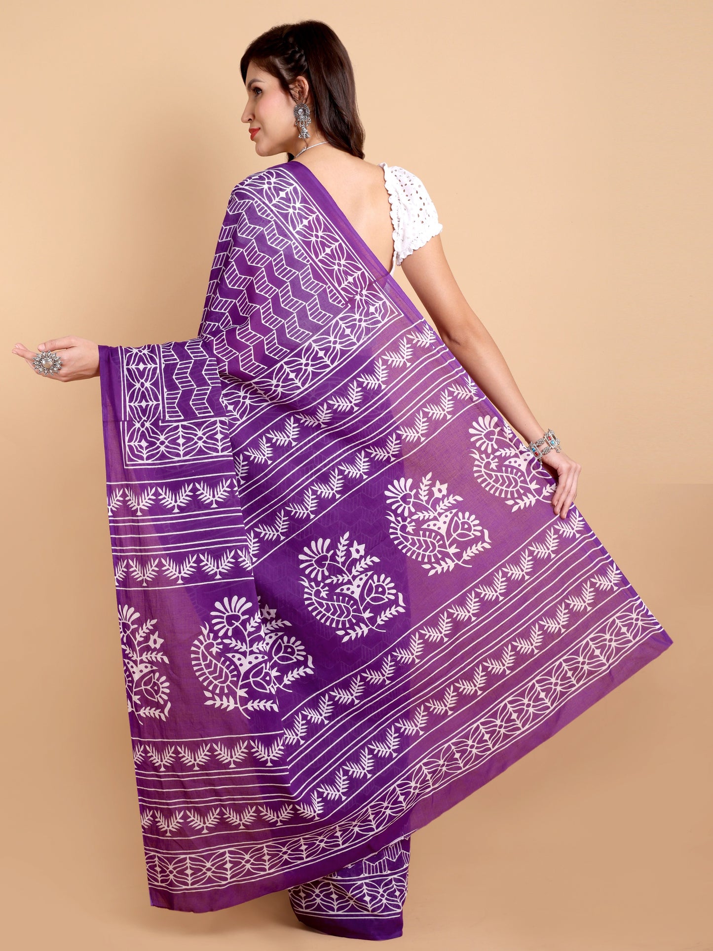 Elegant Purple Hand block Print Mul mul Cotton Saree with White Floral & Geometric Motifs