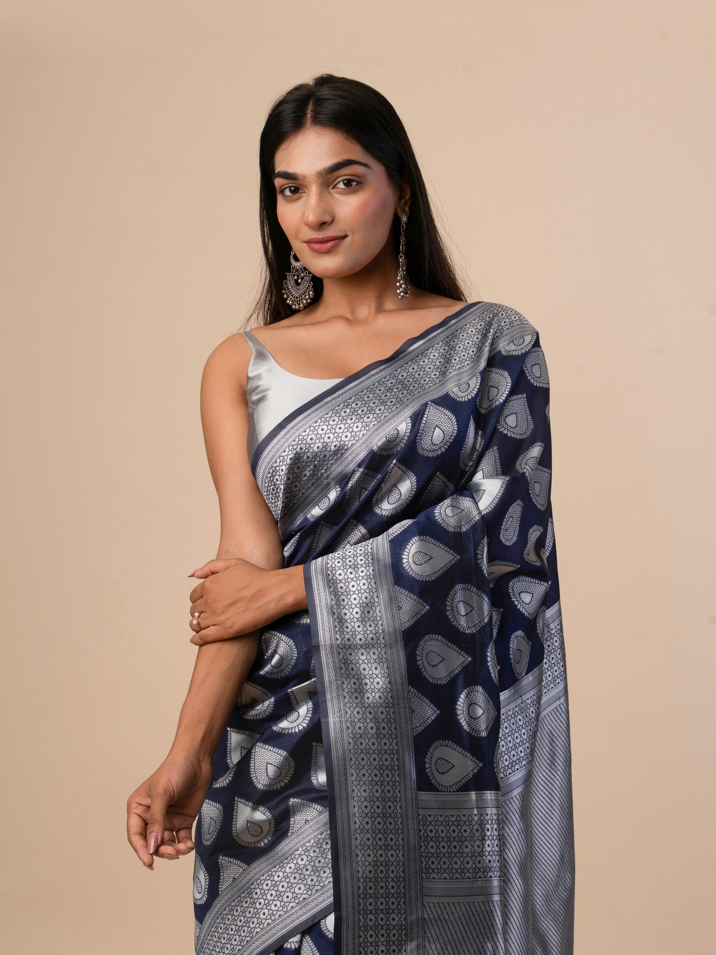 Banarasi Art Silk Saree with Woven Teardrop Motifs and Traditional Jacquard Border