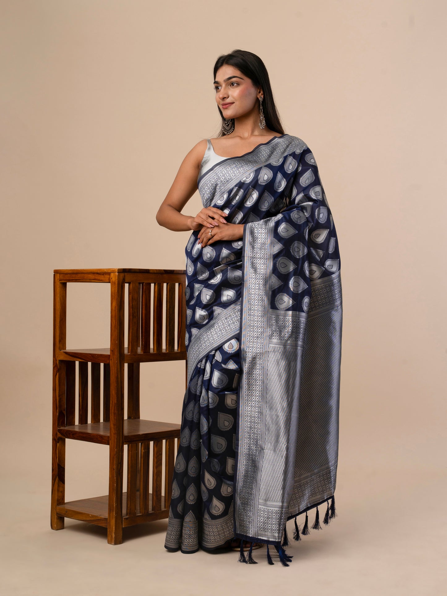 Banarasi Art Silk Saree with Woven Teardrop Motifs and Traditional Jacquard Border
